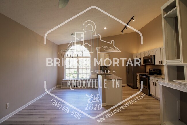 Building Photo - 8635 Constance Way
