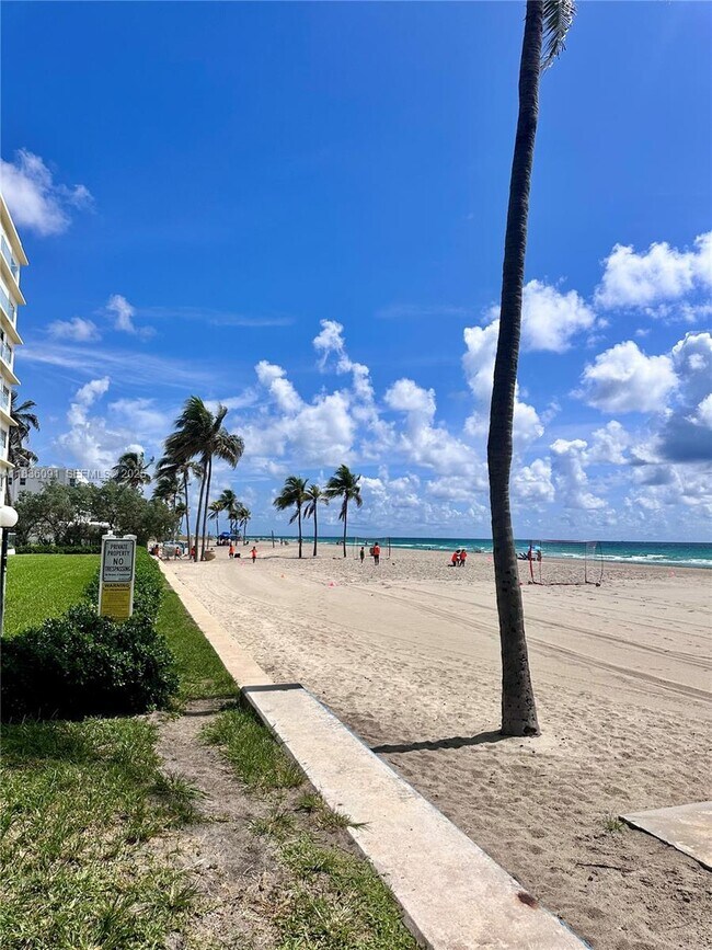 Building Photo - 2200 S Ocean Dr