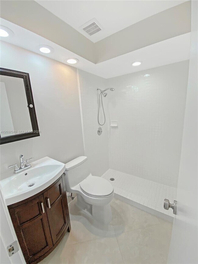 Building Photo - 14980 SW 48th Terrace