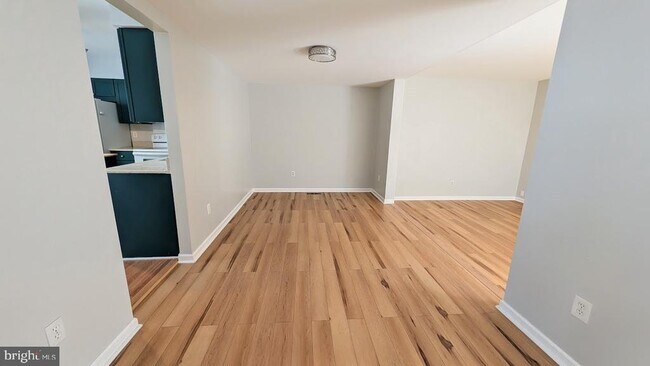 Building Photo - 18610 Phoebe Way