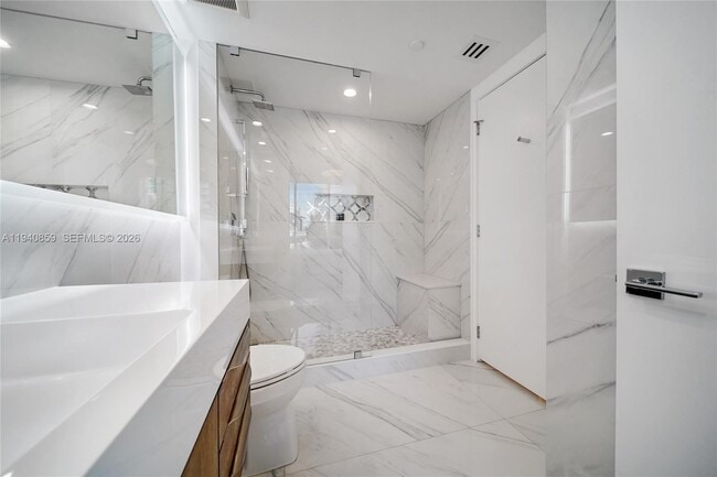 Building Photo - 400 Alton Rd