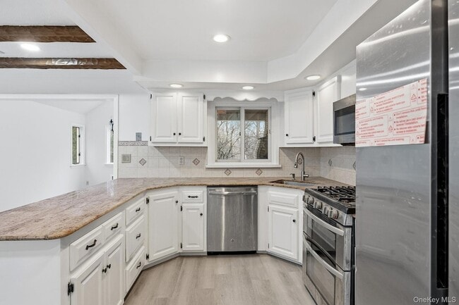 Building Photo - 291 Boulevard