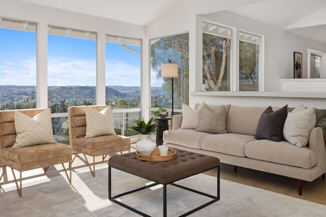 Building Photo - 3 Bedroom House with View in Poway
