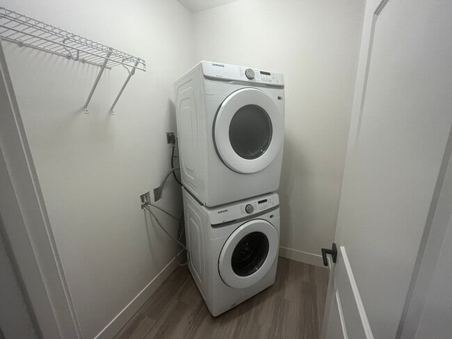 Building Photo - ??LIMITED TIME SPECIAL: FIRST MONTH'S RENT HALF OFF!  2bd/2Bath House