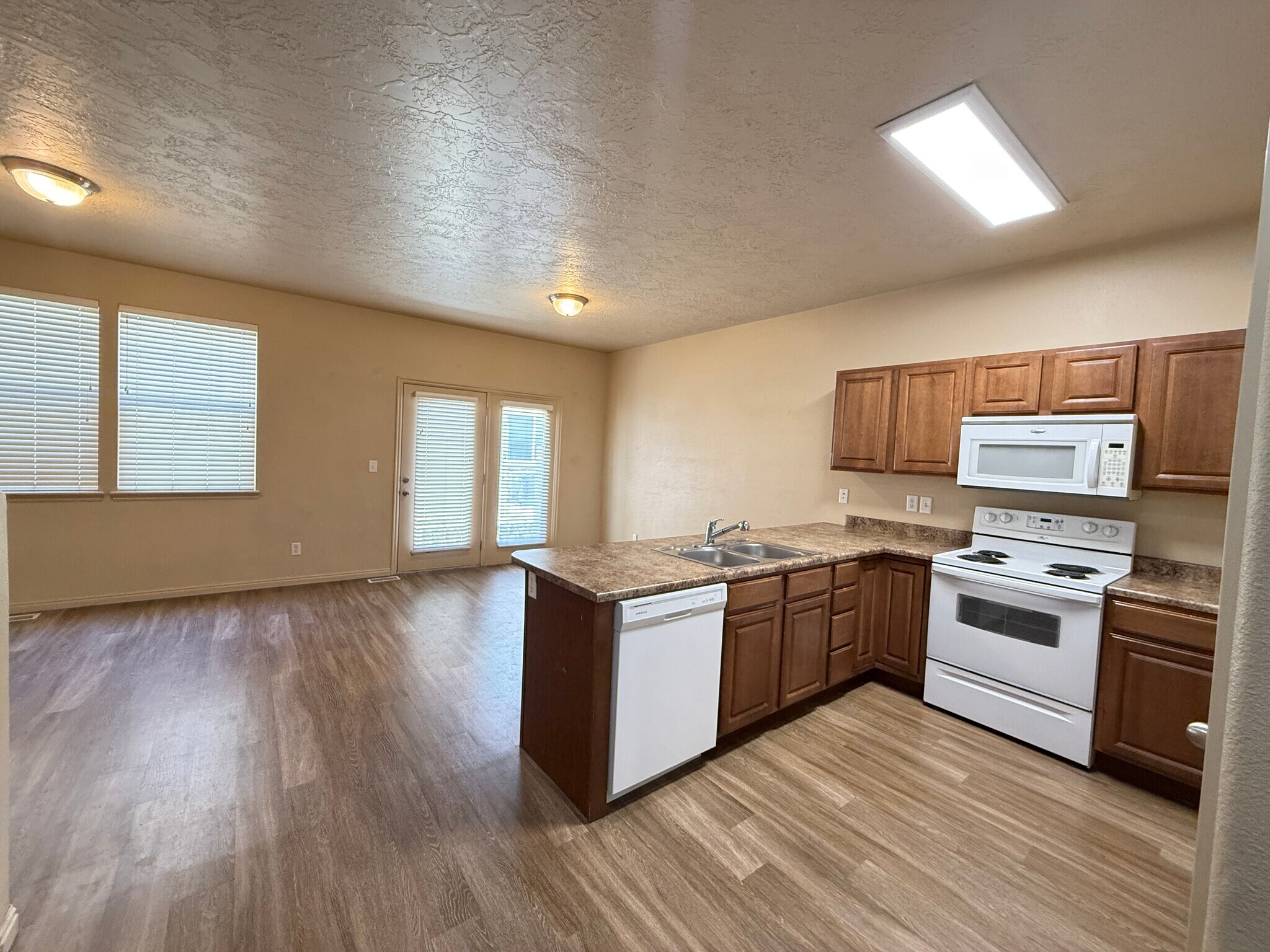 Building Photo - 10991 S Birch Creek Rd