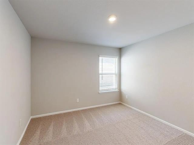 Building Photo - 3316 Coronation Ct