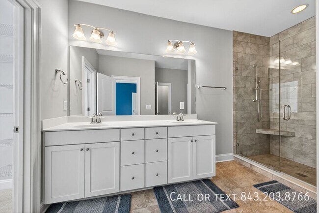 Building Photo - 133 Alder Cir