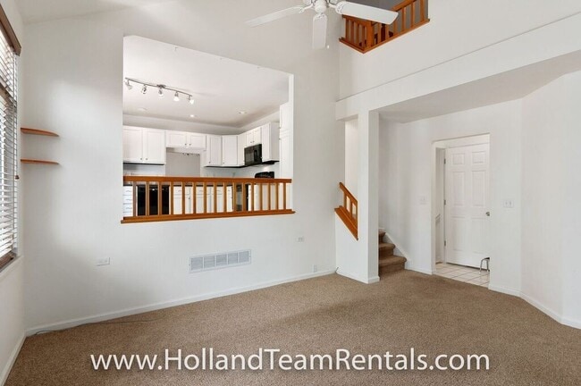 Building Photo - Large Home in Stonegate!