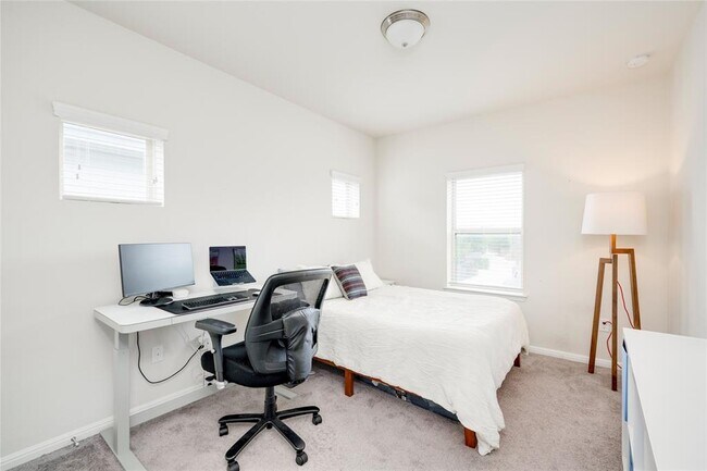 Building Photo - 5805 Charles Merle Dr.