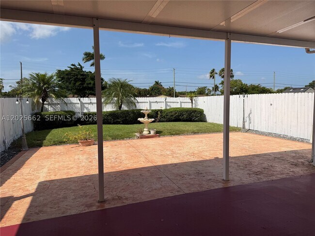 Building Photo - 10971 SW 69th Dr