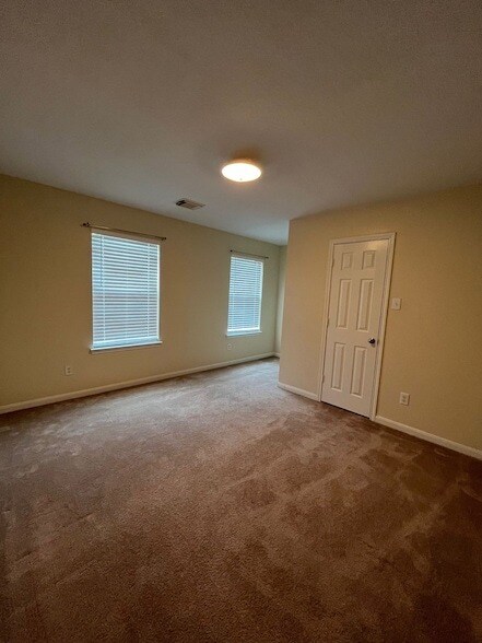 Building Photo - 15202 Lynford Crest Dr