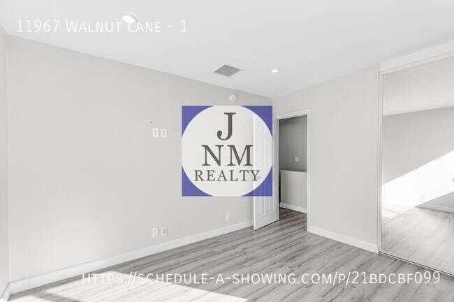 Building Photo - Newly remodeled modern 2 Bed + 1.5 Bath tw...