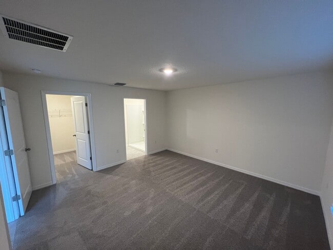 Building Photo - 415 Sunlit Coral St