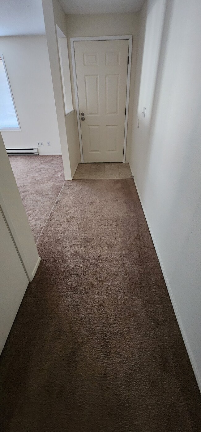 Building Photo - 521 159th St E