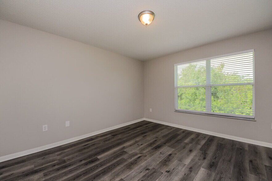 Building Photo - 251 Southbridge Cir