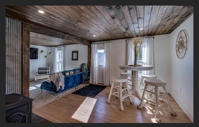 Building Photo - 14047 Military Rd