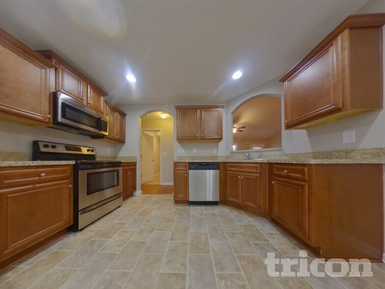 Building Photo - 169 Belmont Hills Ct