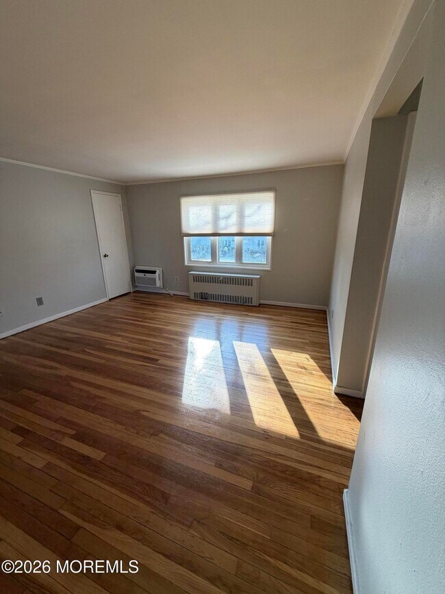 Building Photo - 28B Garfield Park