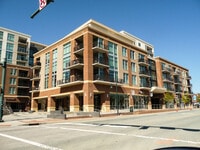 Building Photo - 140 W Franklin St