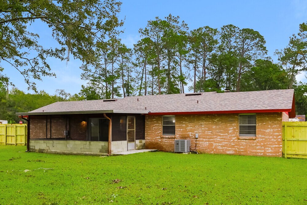 Building Photo - 108 Lester Murray Ln