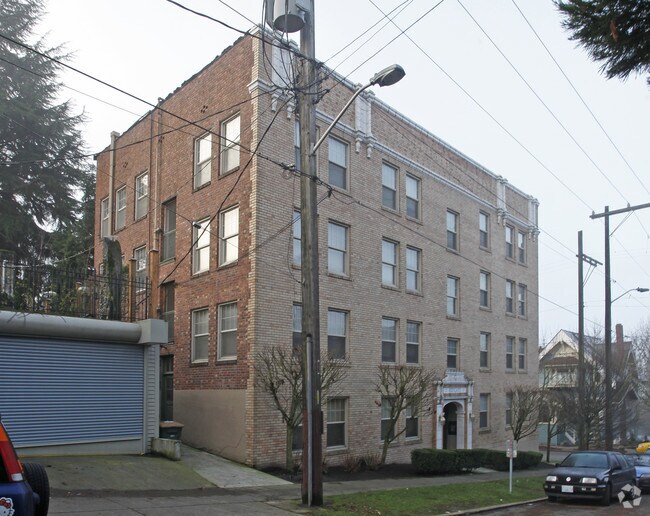 Building Photo - Roygate Apartments