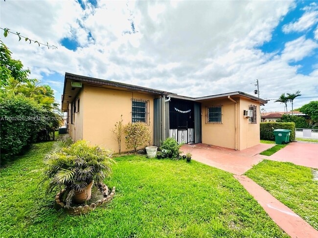 Building Photo - 6241 SW 2nd St