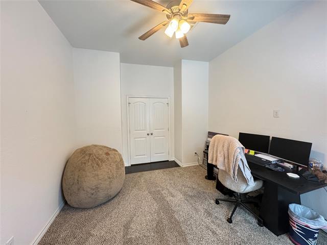 Building Photo - 1020 Lake Sierra Wy