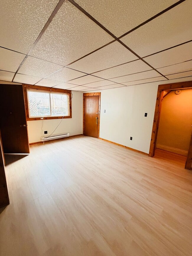 Building Photo - 21 Kosciusko Way