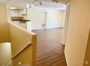 Building Photo - 800 Crestwood Blvd S