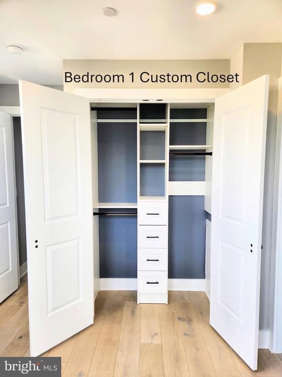 Building Photo - 1915 H St NE