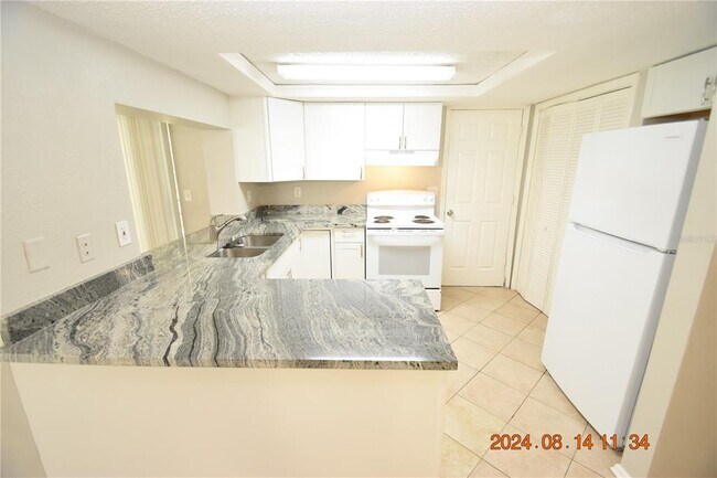 Building Photo - 8023 Wet Rock Row
