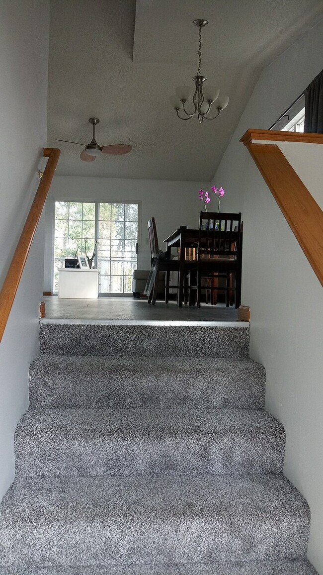 Building Photo - 1675 Hemingway Ln