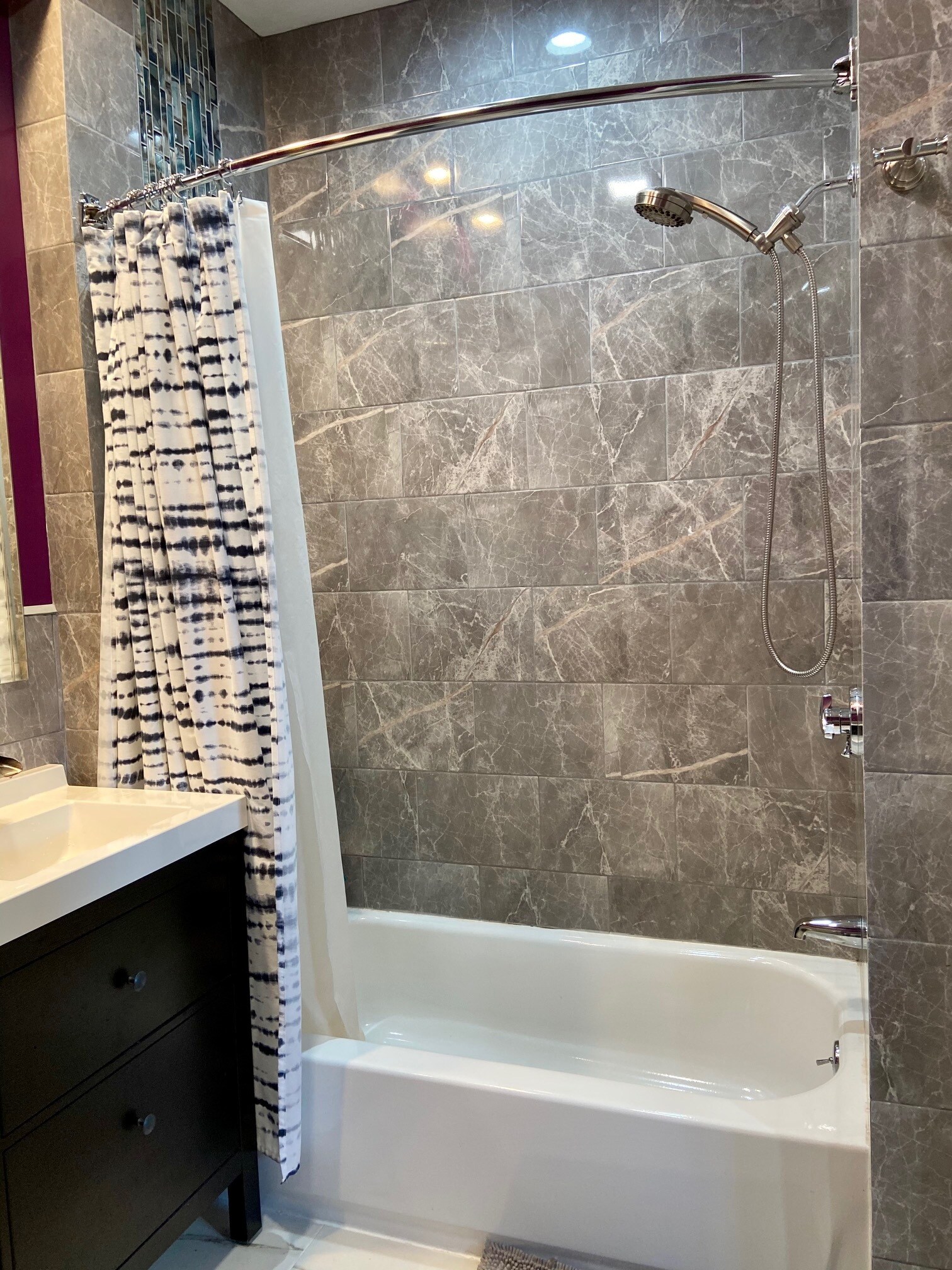 Building Photo - 5 Sheridan Cir