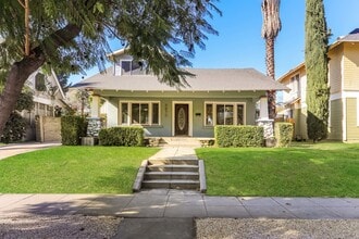 Building Photo - 3875 Pine St