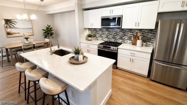Building Photo - 11530 Villa Grand