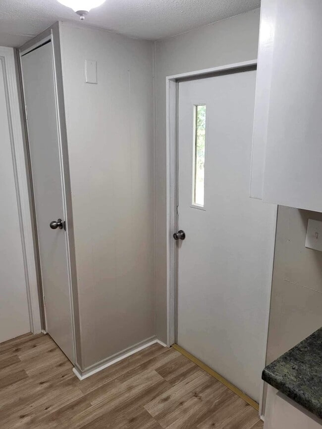 Building Photo - 2607 Co Rd 3204