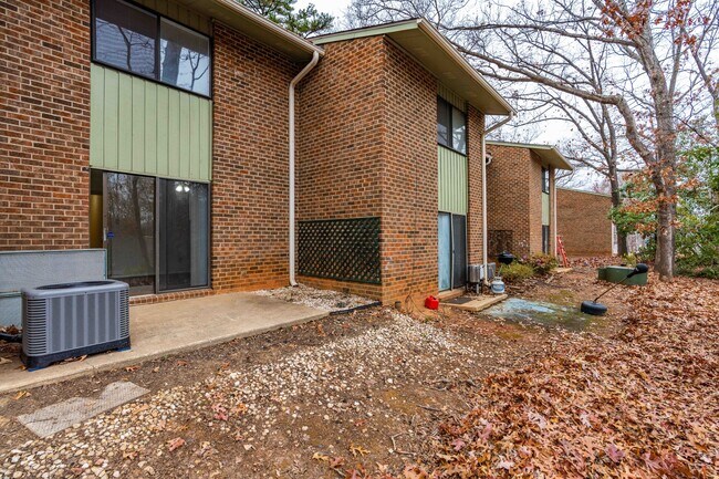 Building Photo - 1232 Teakwood Pl
