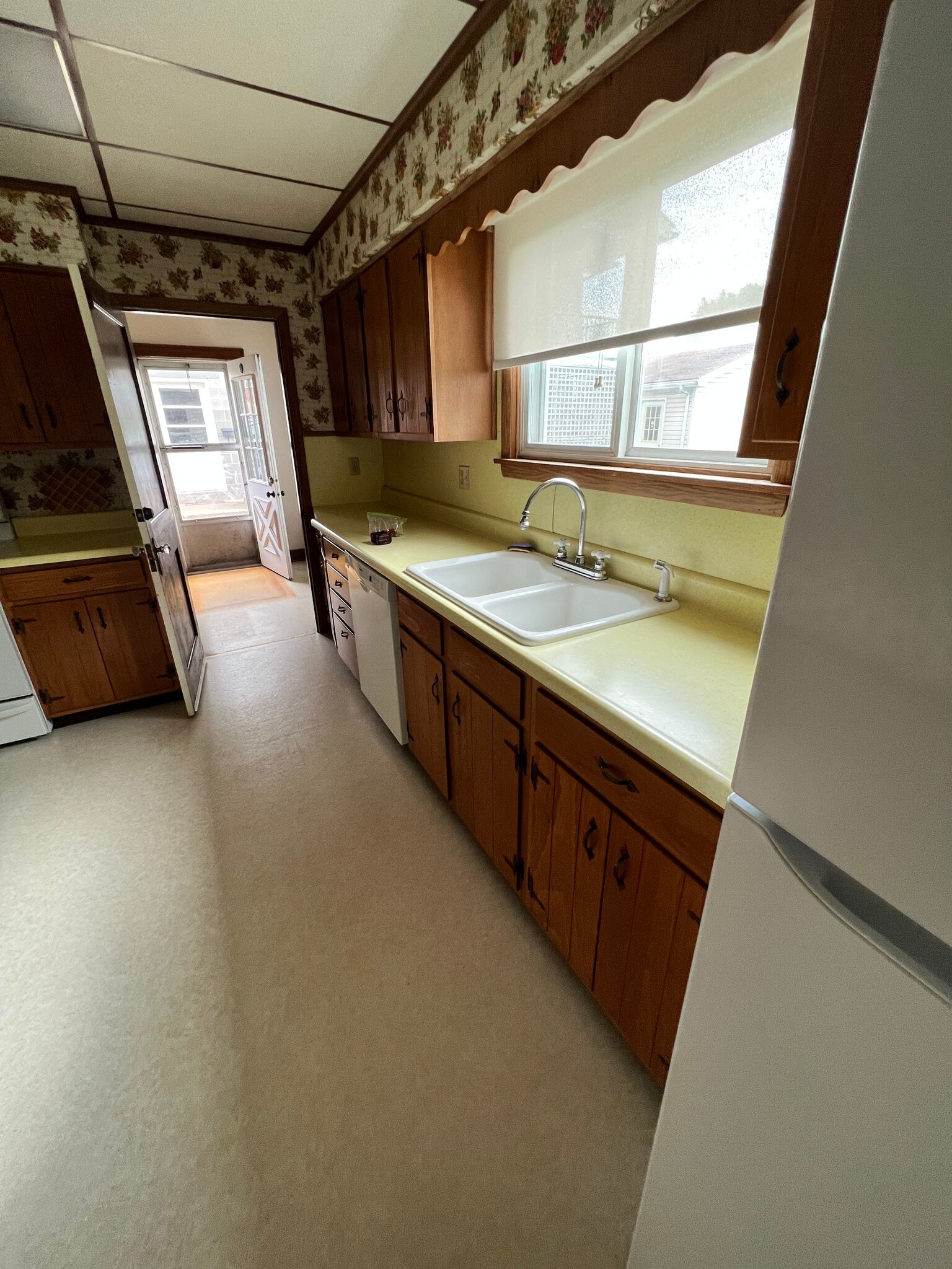 Building Photo - 330 W Catherine St