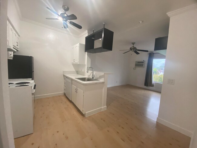 Building Photo - 20234 Cantara St