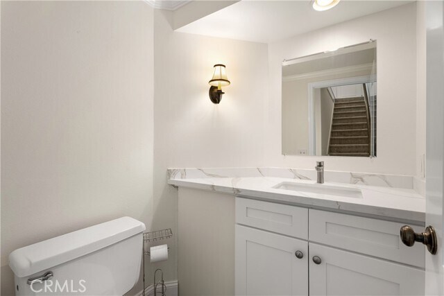 Building Photo - 3 Kamalii Ct