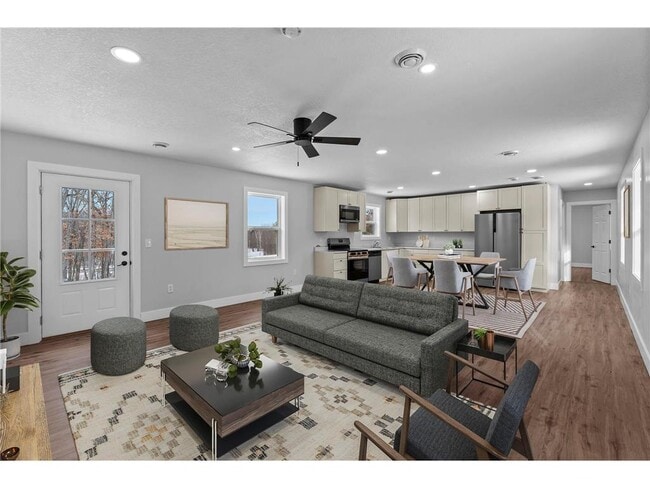 Building Photo - 1768 US-8