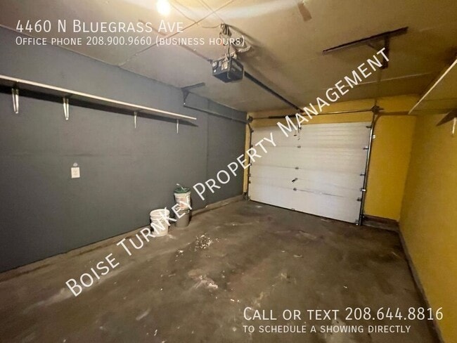 Building Photo - 4460 N Bluegrass Ave