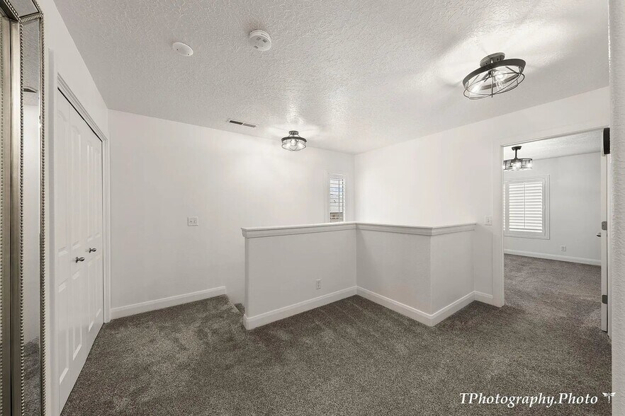 Building Photo - 2522 Manzoni Road