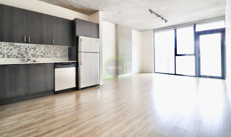 Building Photo - 1323 S Wabash Ave