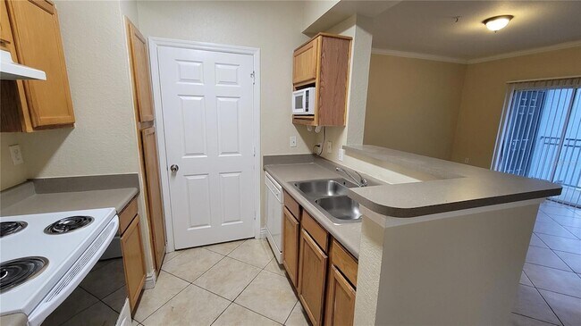 Building Photo - 5513 Pga Blvd