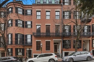 Building Photo - 93 Pinckney St