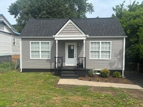 Building Photo - 2549 Keith Ave