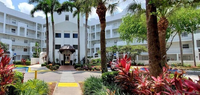 Building Photo - 10730 NW 66th St