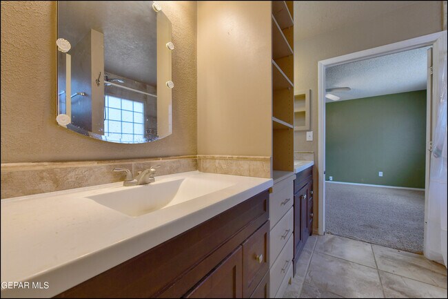 Building Photo - 11109 Loma Grande Dr