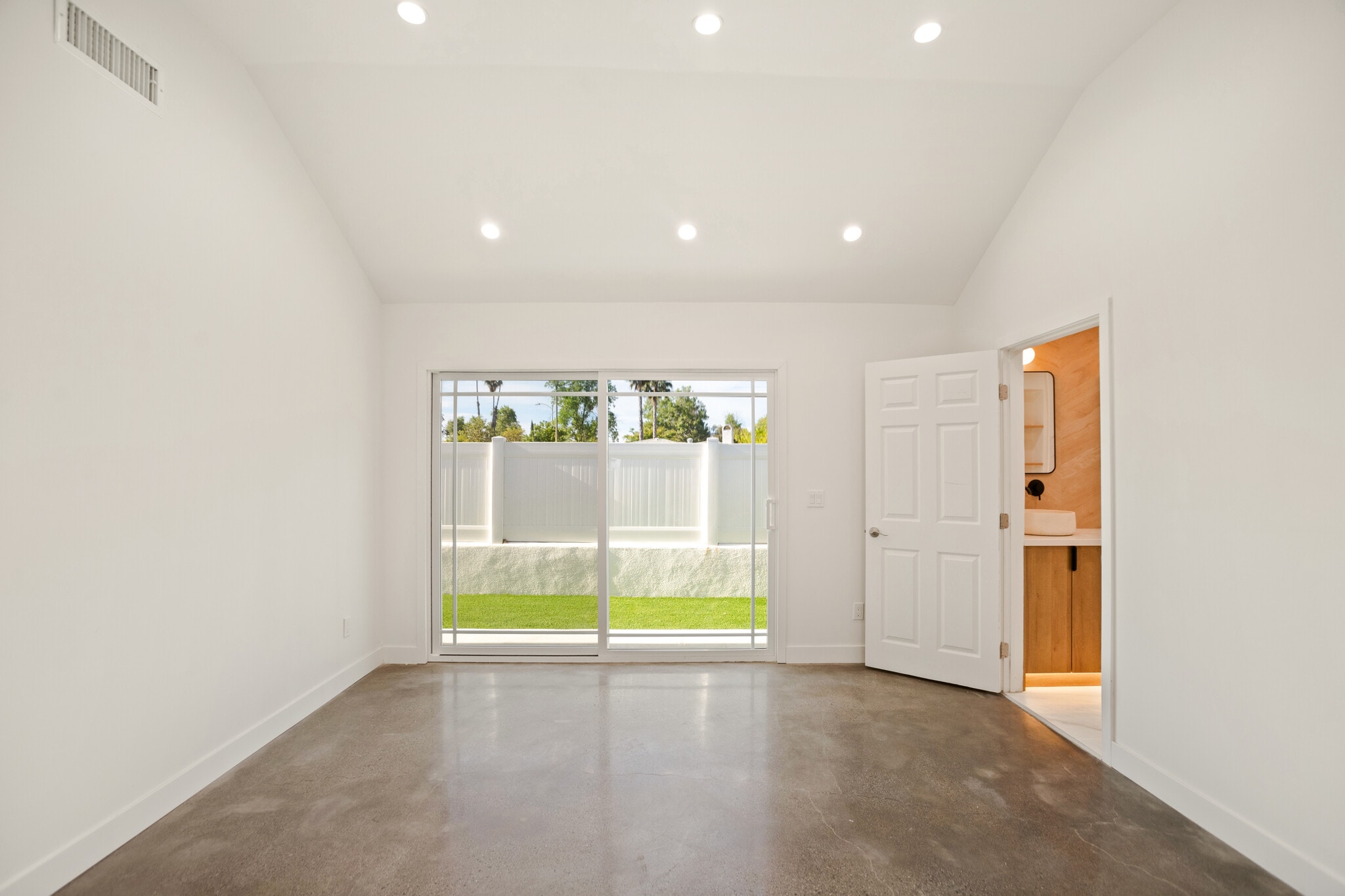 Primary bedroom with outdoor access - 8300 Sedan Ave